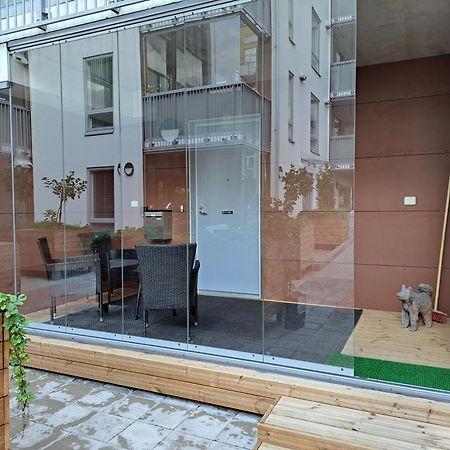 Ydinkeskustassa Saunallinen Huoneisto Kahdessa Tasossa Kuopio Luaran gambar